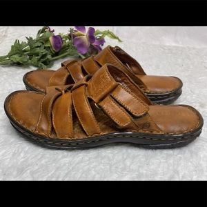 Born leather Handcrafted footwear sandals size 7